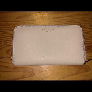 Henri Bendel large wallet!